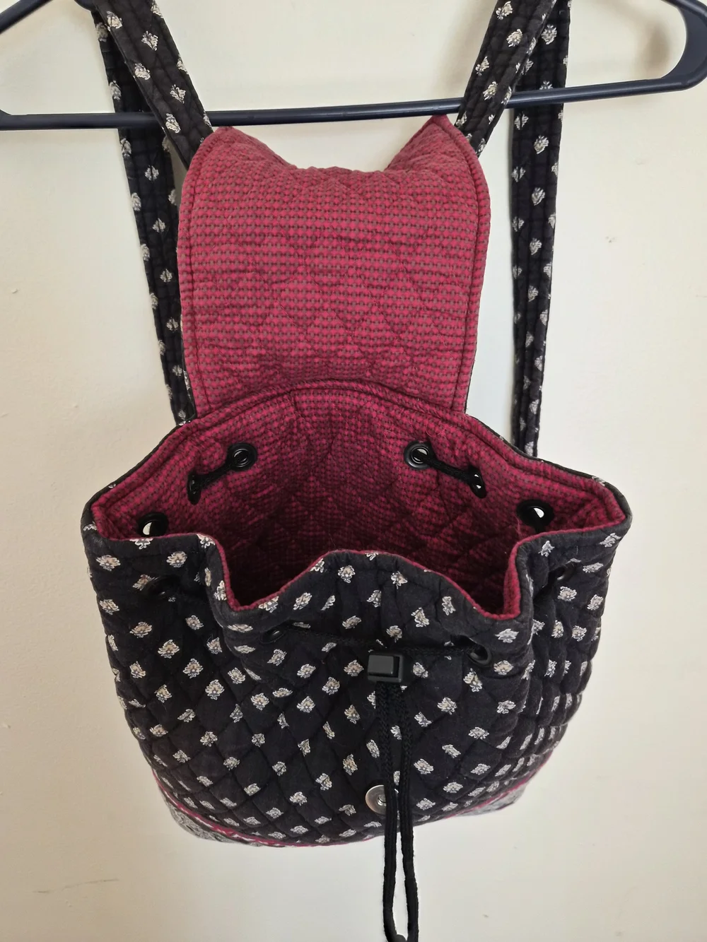 Vera Bradley red black
